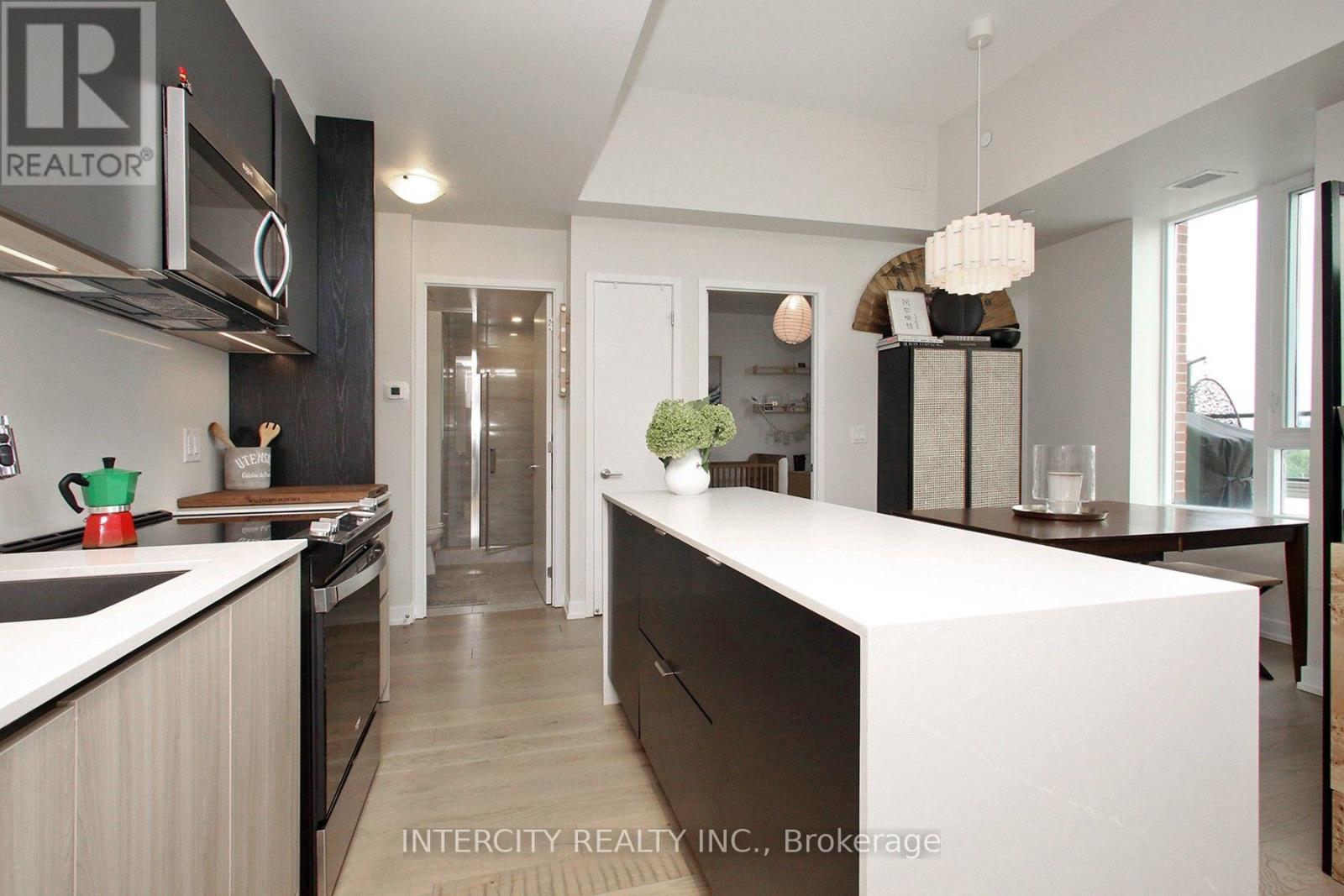 1201 - 3100 Keele Street Property Photo 14