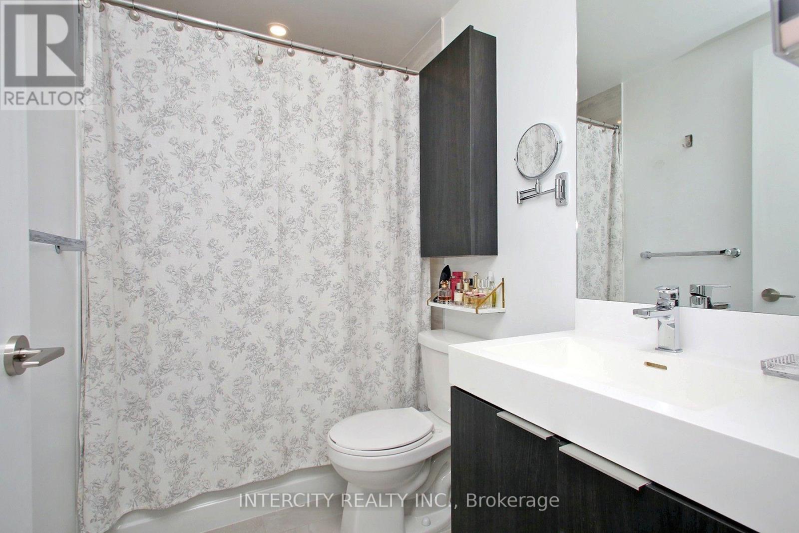 1201 - 3100 Keele Street Property Photo 17