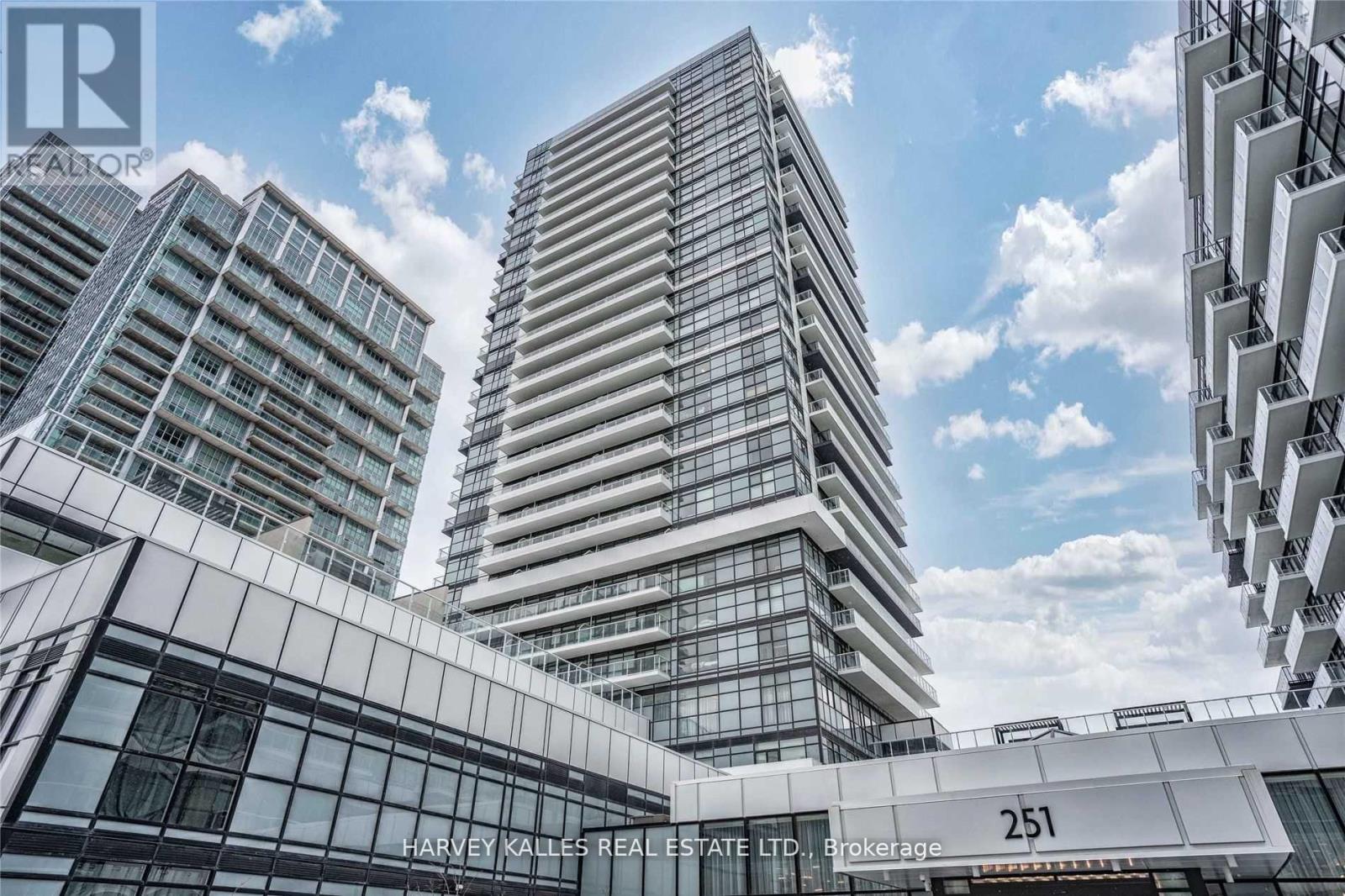 909 - 251 MANITOBA STREET Property Photo 1