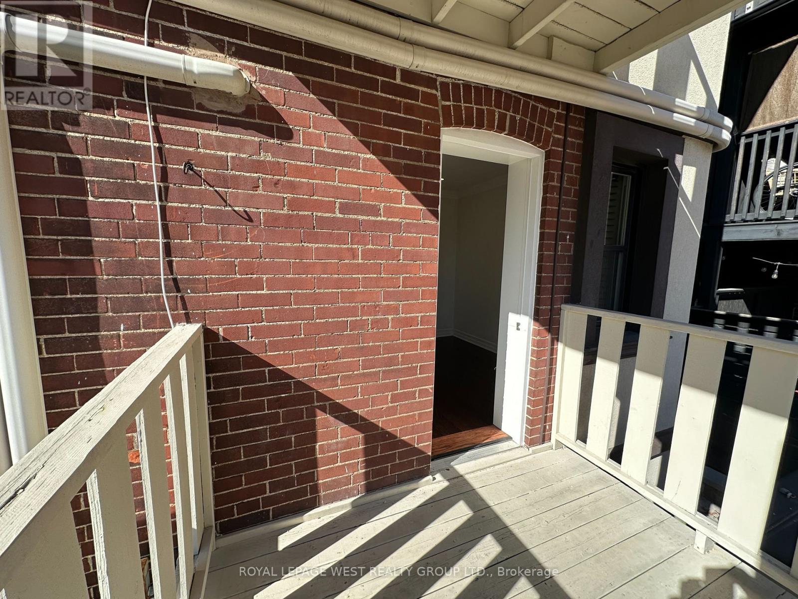 1 - 27 Mossom Road W Property Photo 13