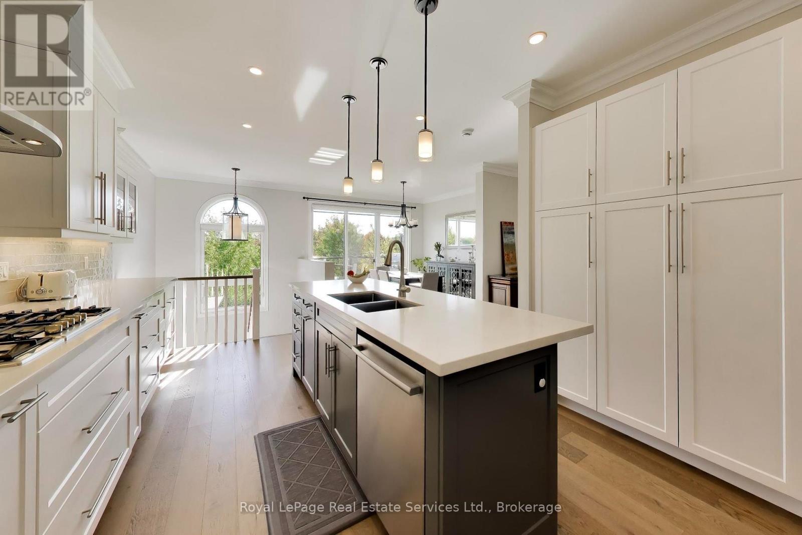 29 - 4241 Sarazen Drive Property Photo 8