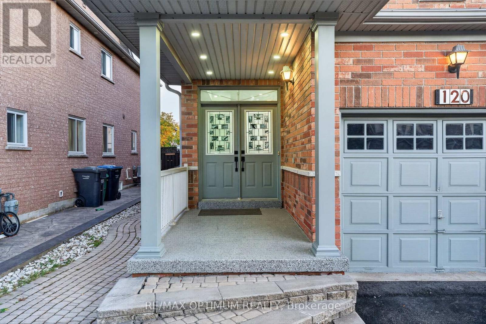 120 Zia Dodda Crescent Property Photo 4
