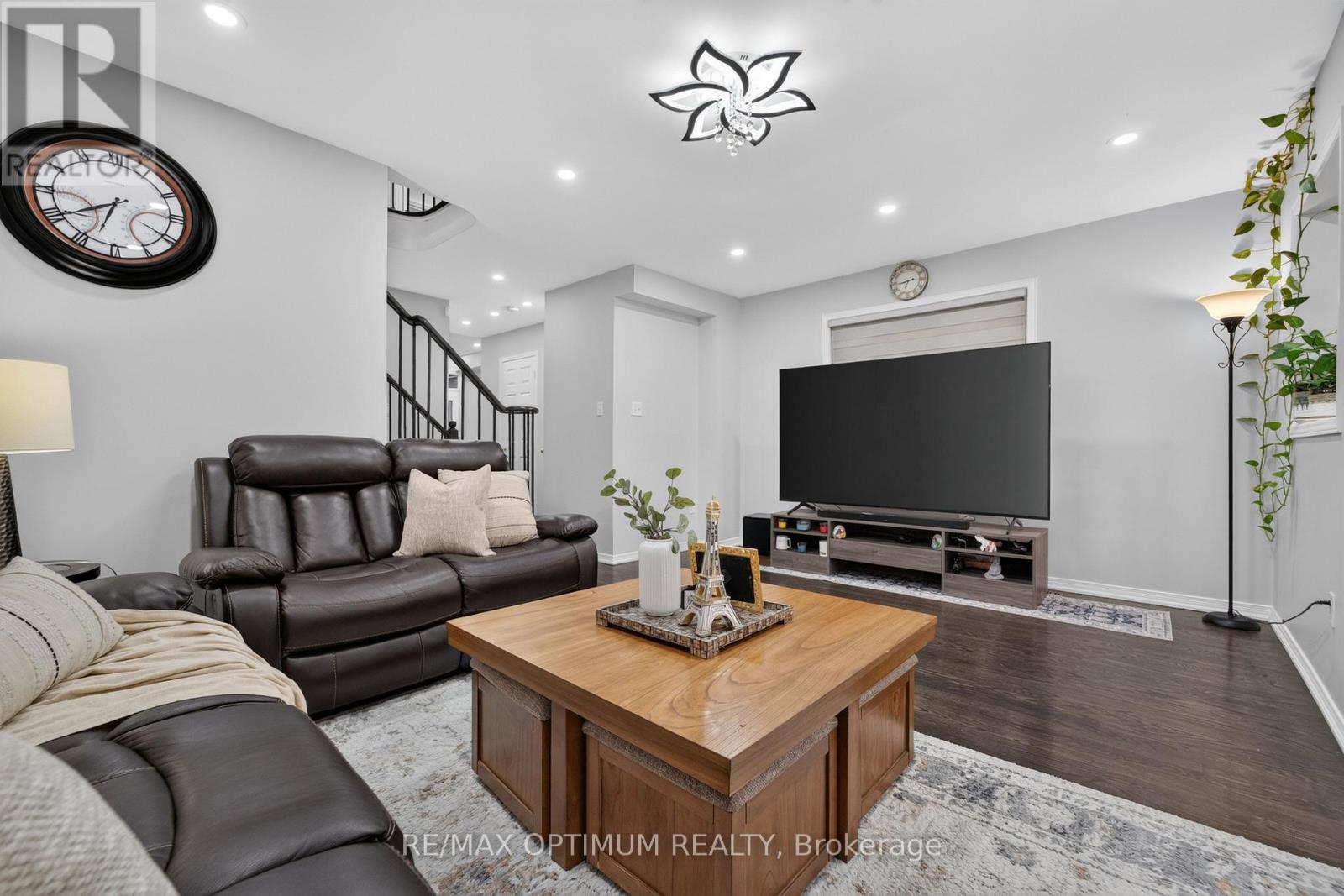 120 Zia Dodda Crescent Property Photo 10