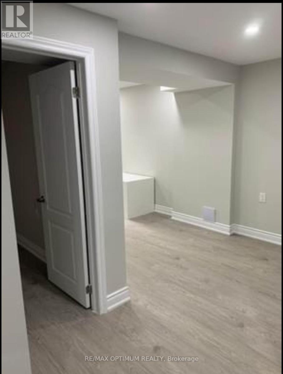 120 Zia Dodda Crescent Property Photo 37