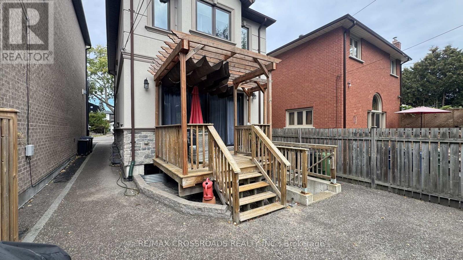 43 Waniska Avenue Property Photo 15