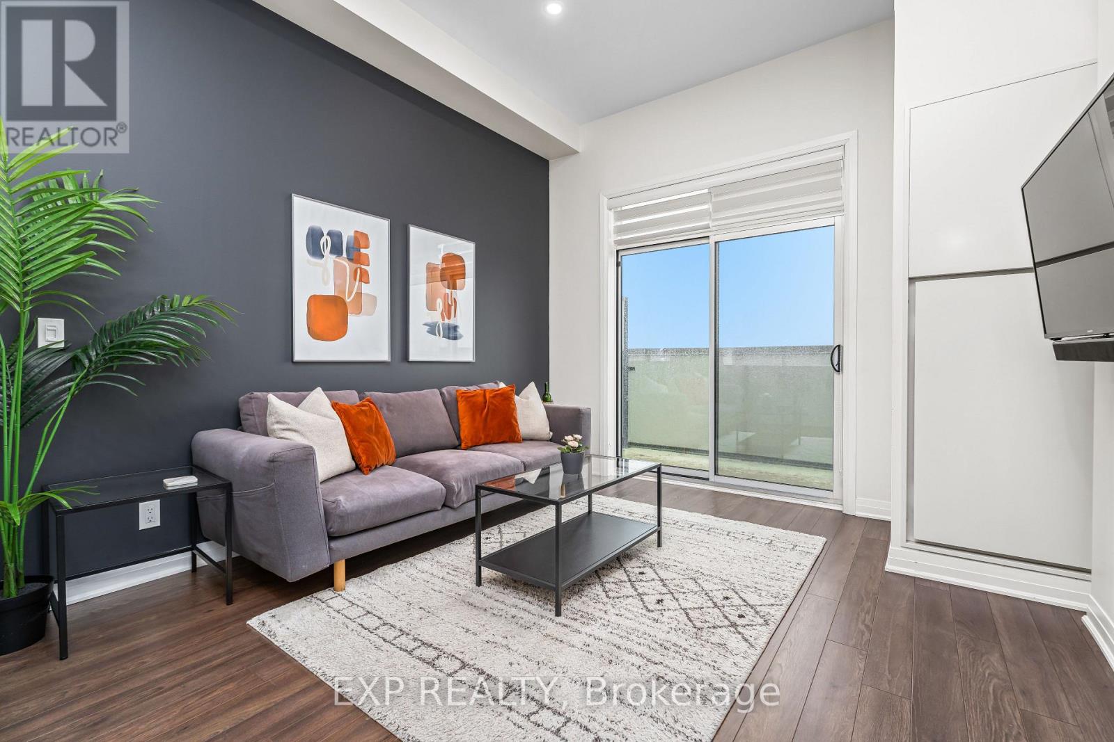 627 - 1105 Leger Way Property Photo 15