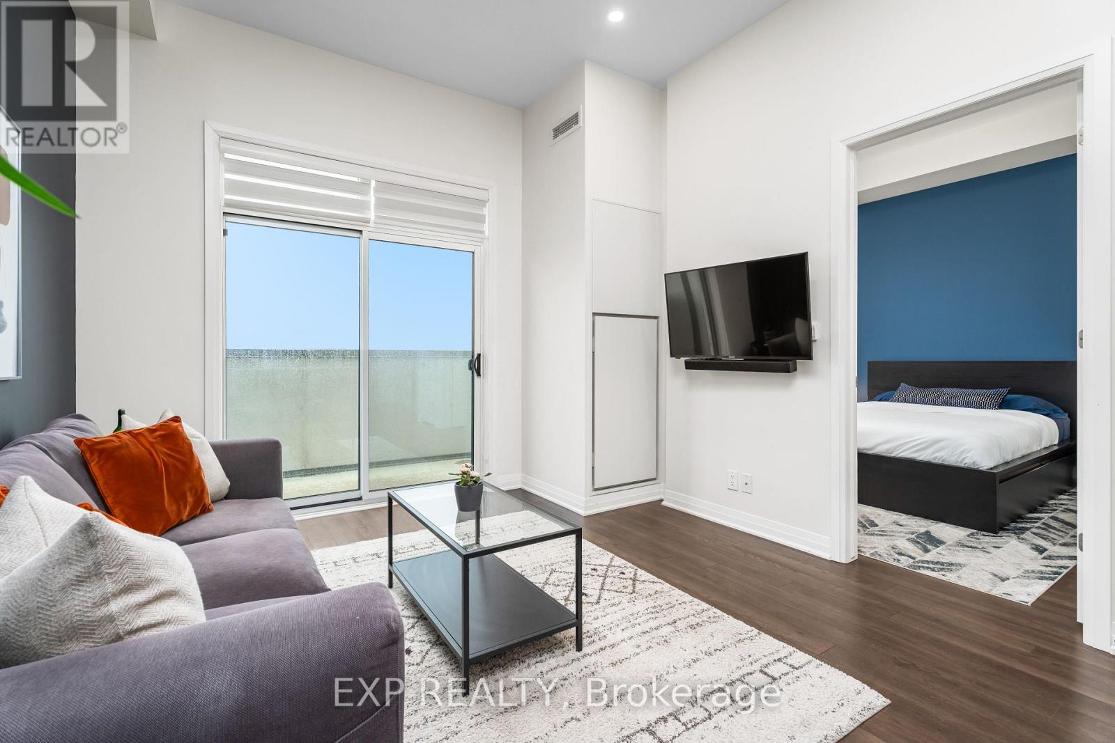 627 - 1105 Leger Way Property Photo 16