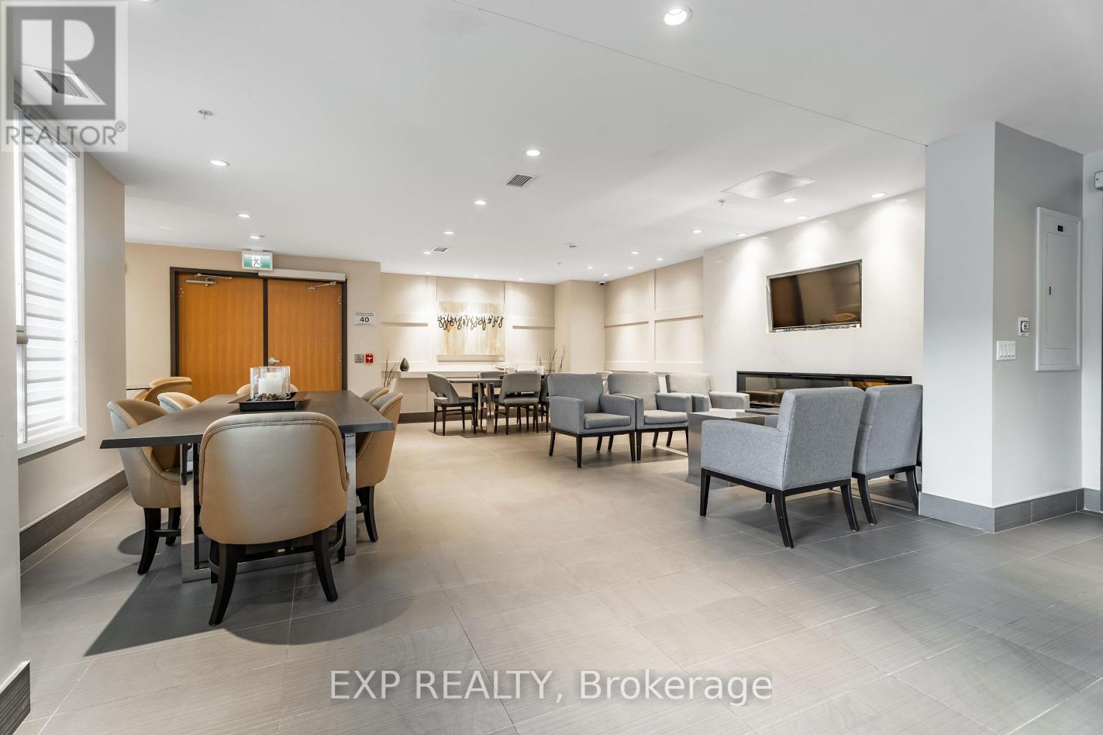 627 - 1105 Leger Way Property Photo 28