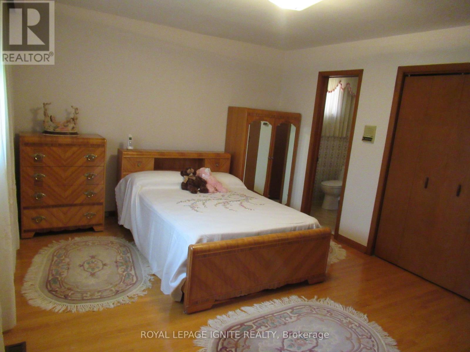 8 Newlove Court Property Photo 9