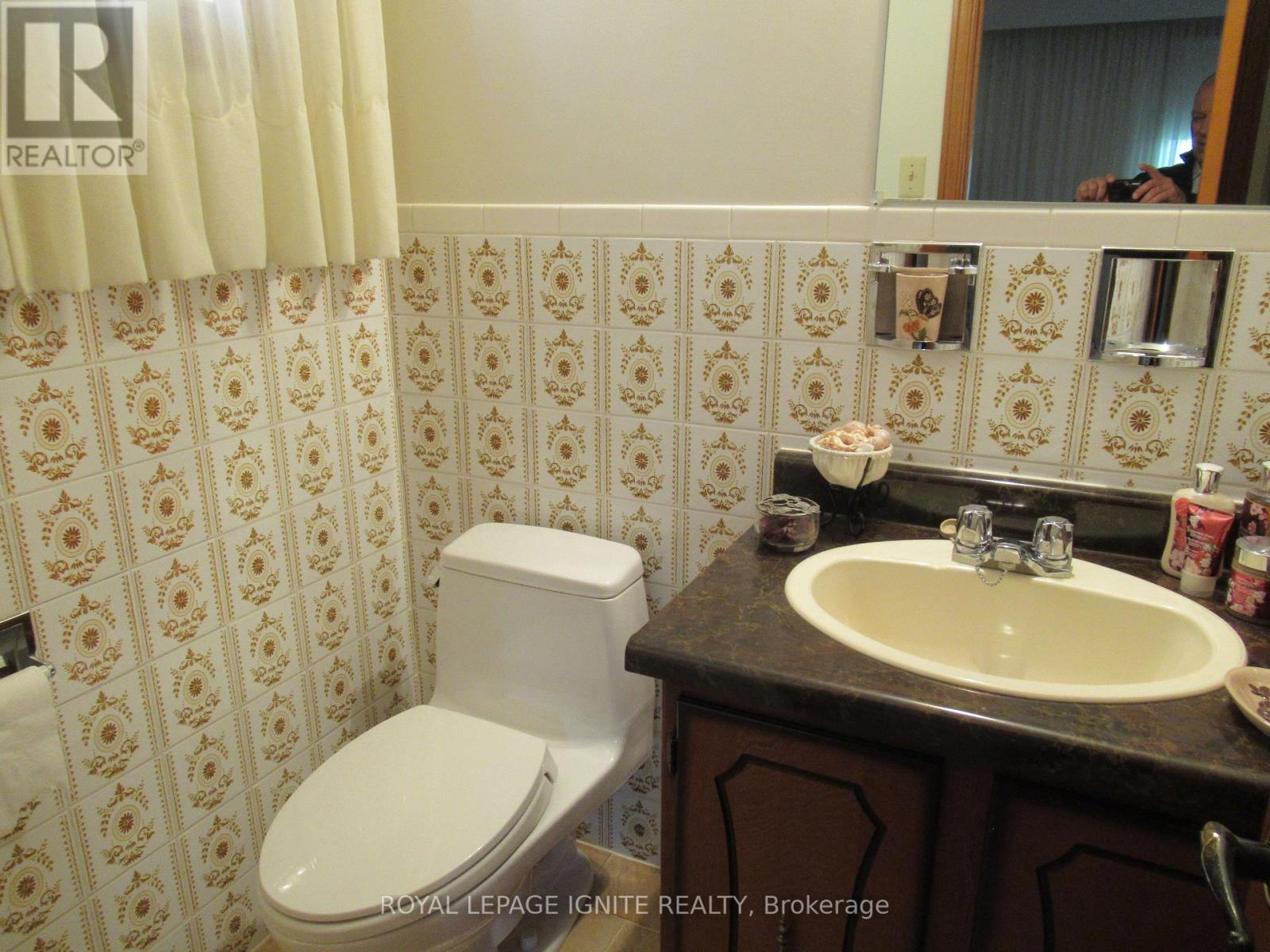 8 Newlove Court Property Photo 10