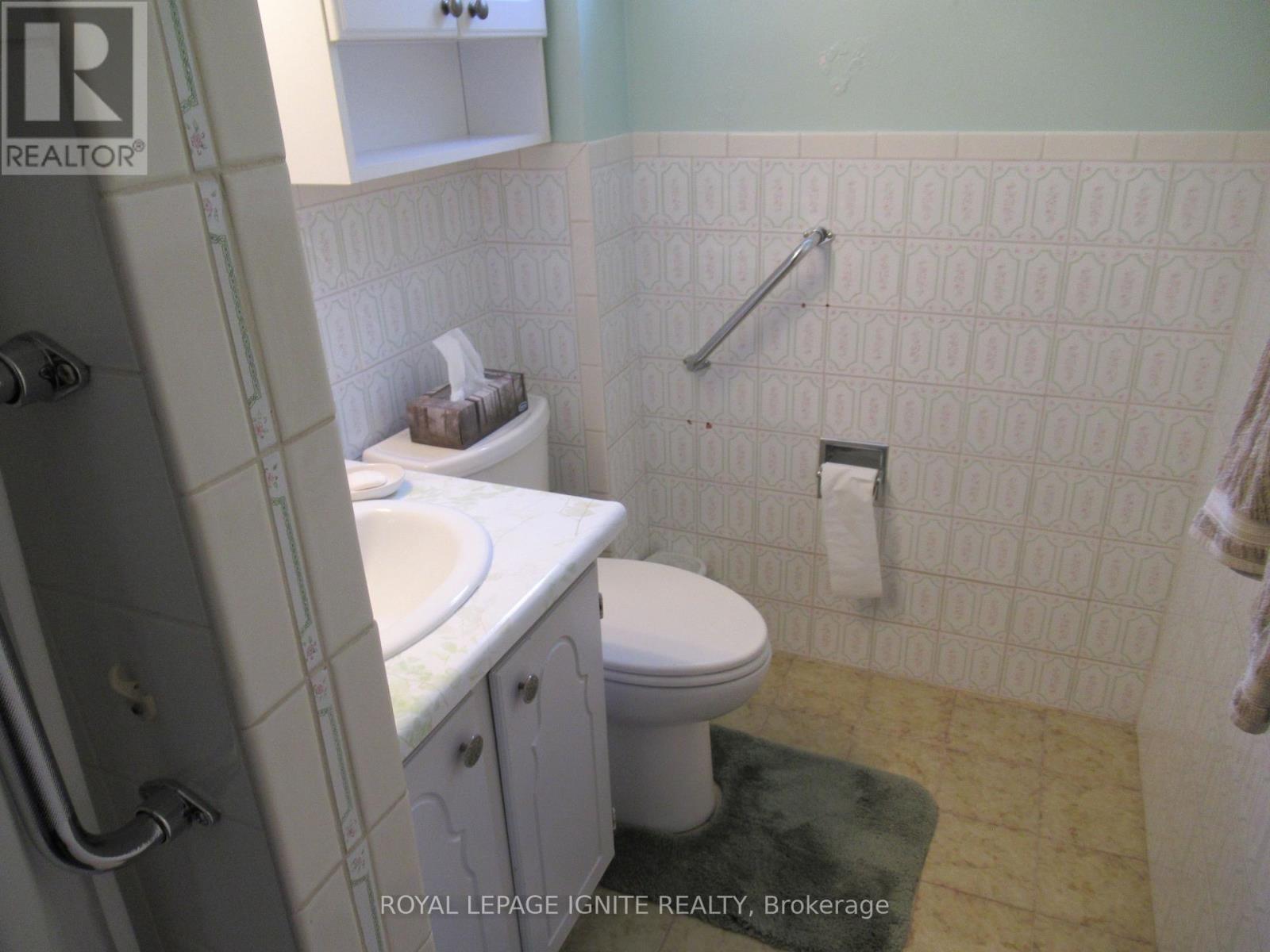 8 Newlove Court Property Photo 16