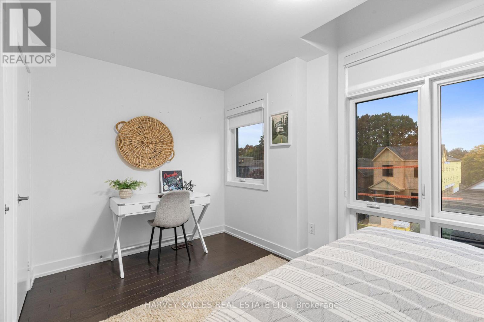 609a Harvie Avenue Property Photo 18