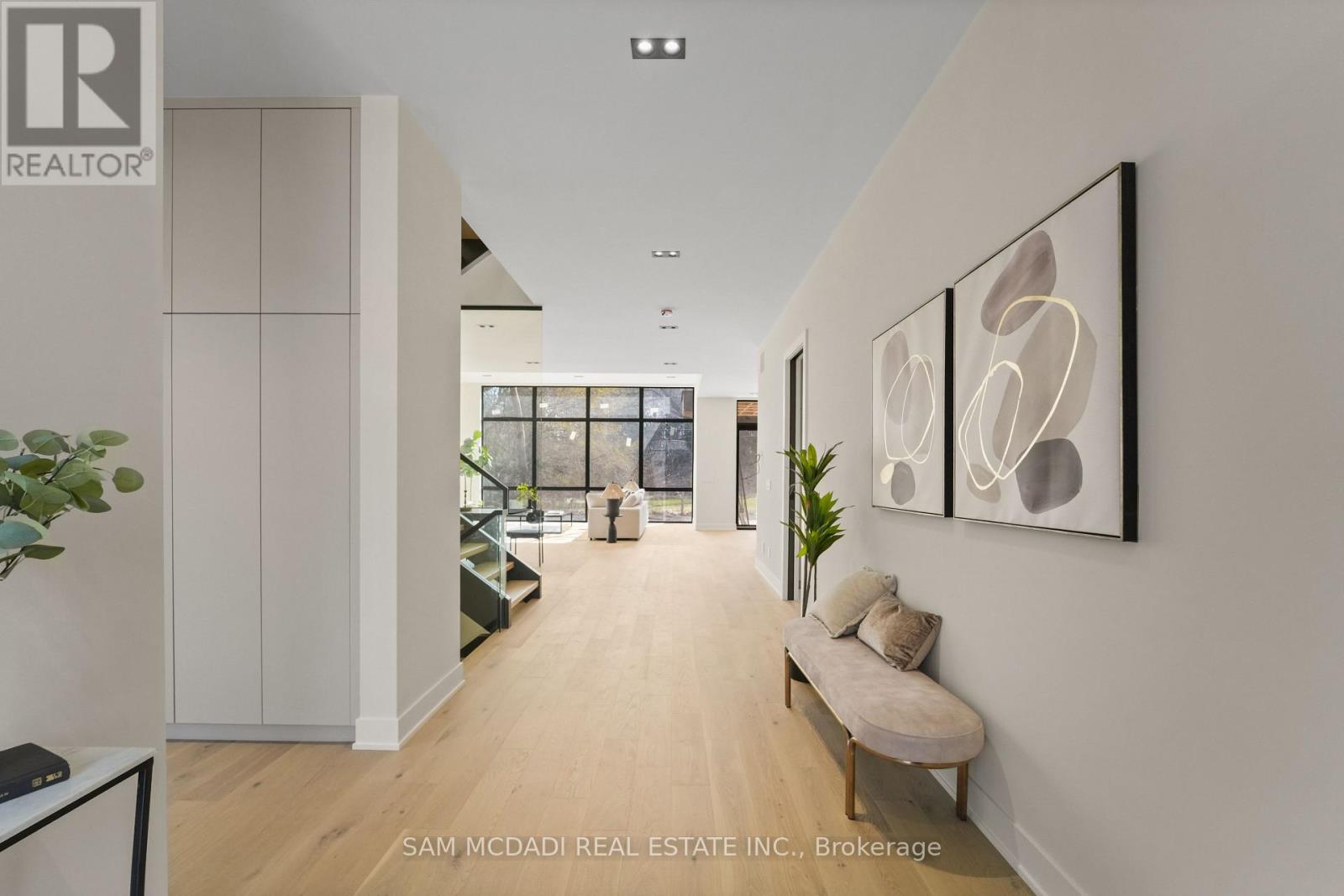 362 Meadow Wood Lane Property Photo 3