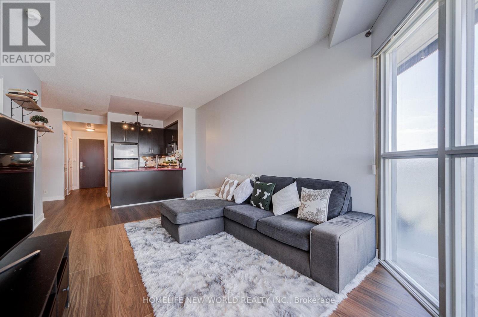 4906 - 60 Absolute Avenue Property Photo 14
