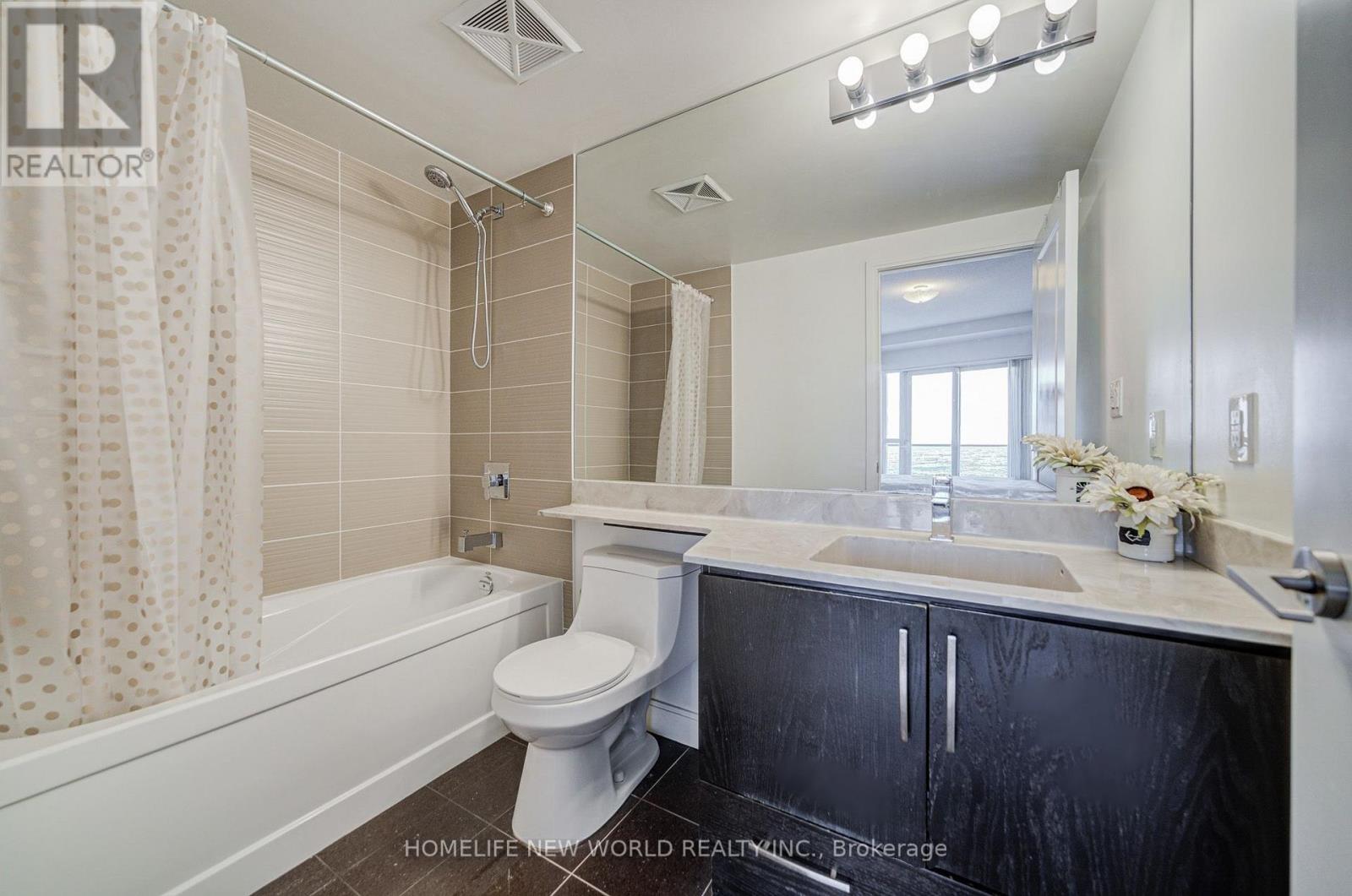 4906 - 60 Absolute Avenue Property Photo 26