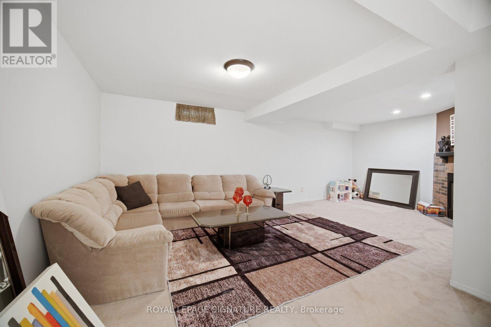 78 - 3079 Fifth Line W Property Photo 17
