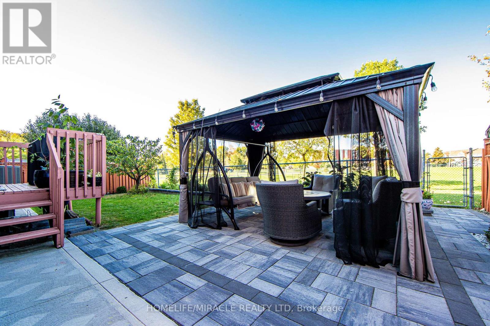 W14099852 Property Photo 7