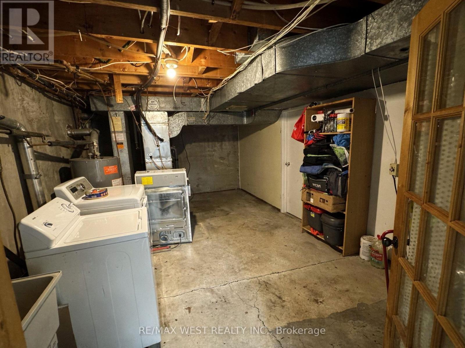 Lower Level - 31 Valencia Crescent Property Photo 11
