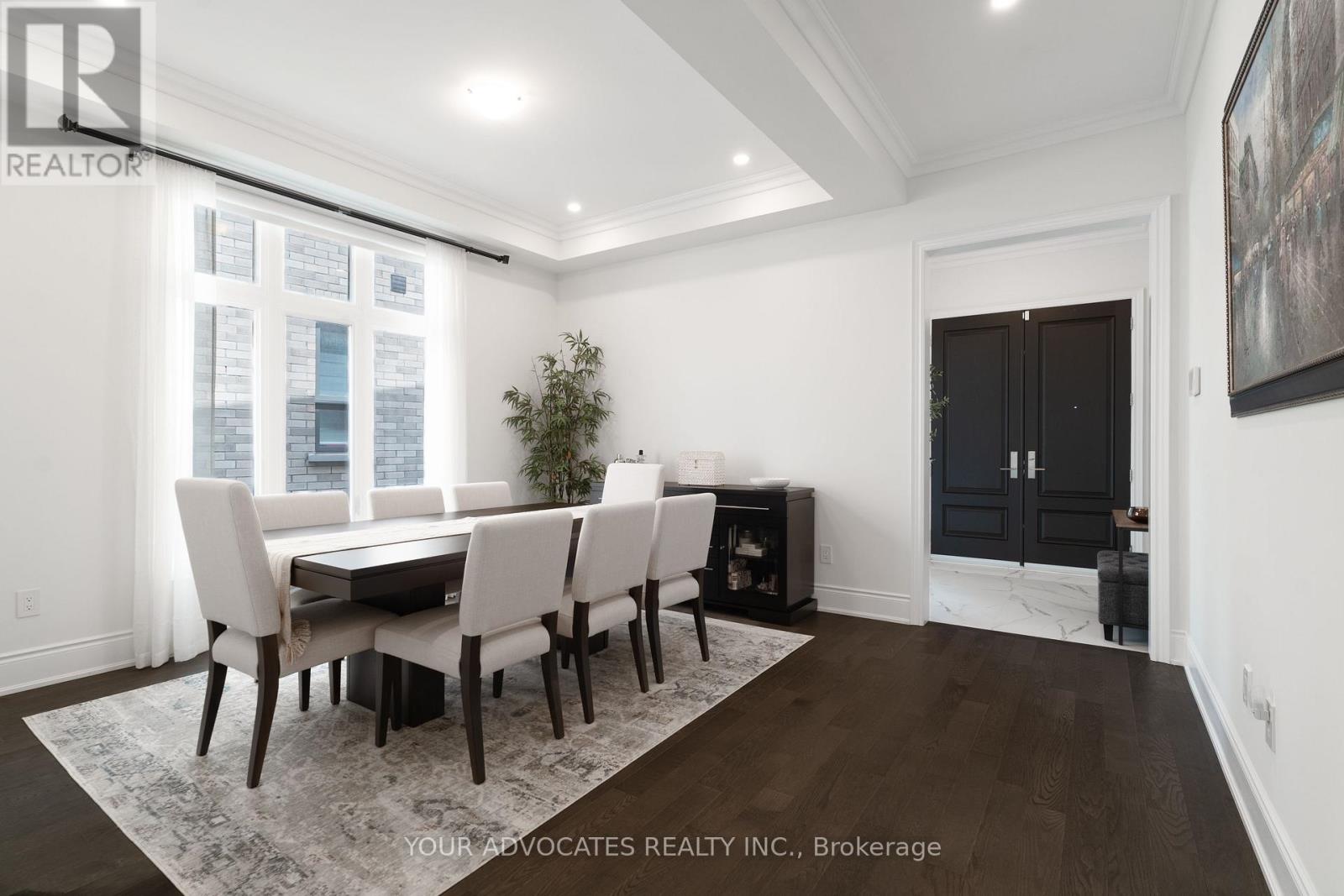 1390 Queens Plate Road Property Photo 7