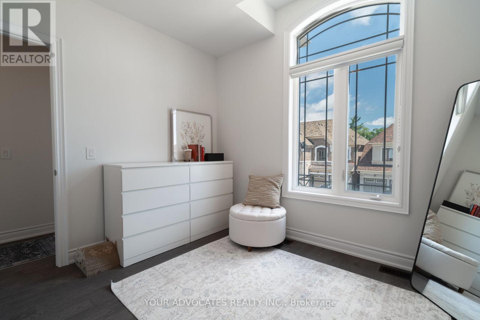 1390 Queens Plate Road Property Photo 35