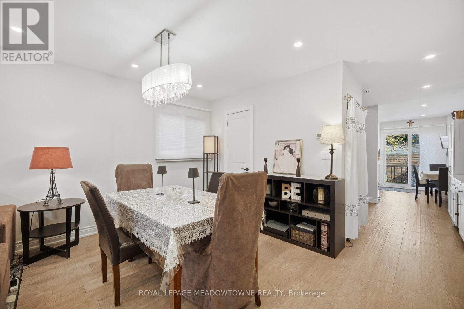 451 Westmoreland Avenue N Property Photo 12