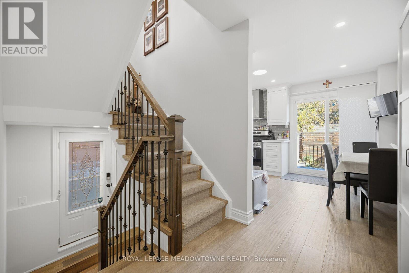 451 Westmoreland Avenue N Property Photo 23