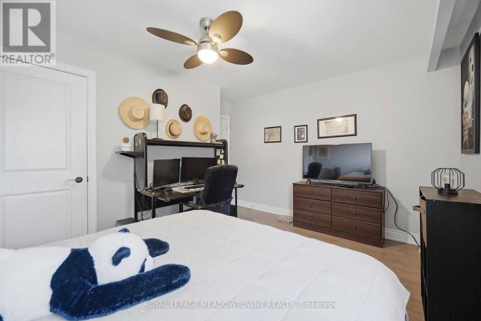 451 Westmoreland Avenue N Property Photo 27