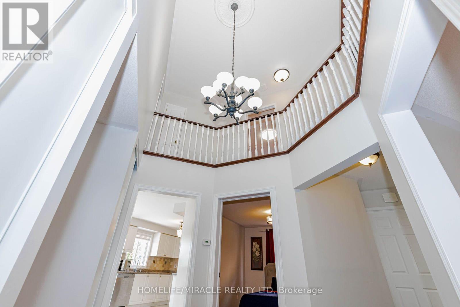 955 Bristol Road W Property Photo 14