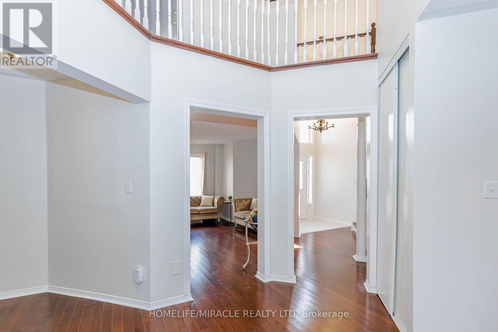 955 Bristol Road W Property Photo 15