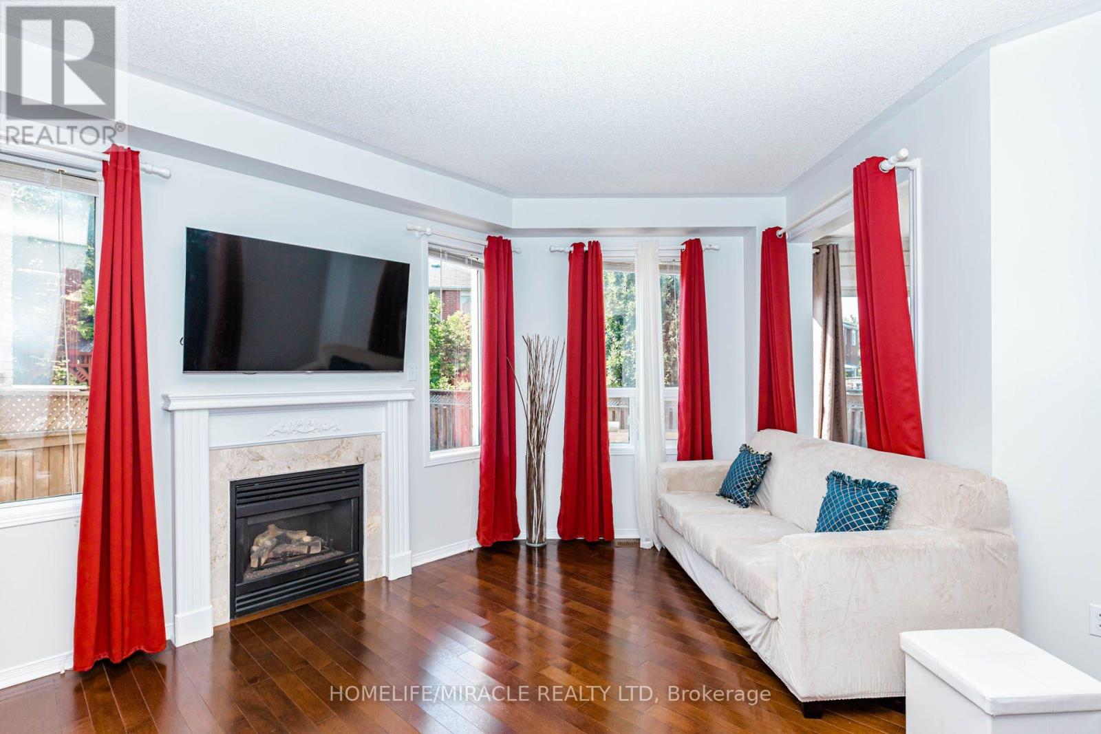 955 Bristol Road W Property Photo 21