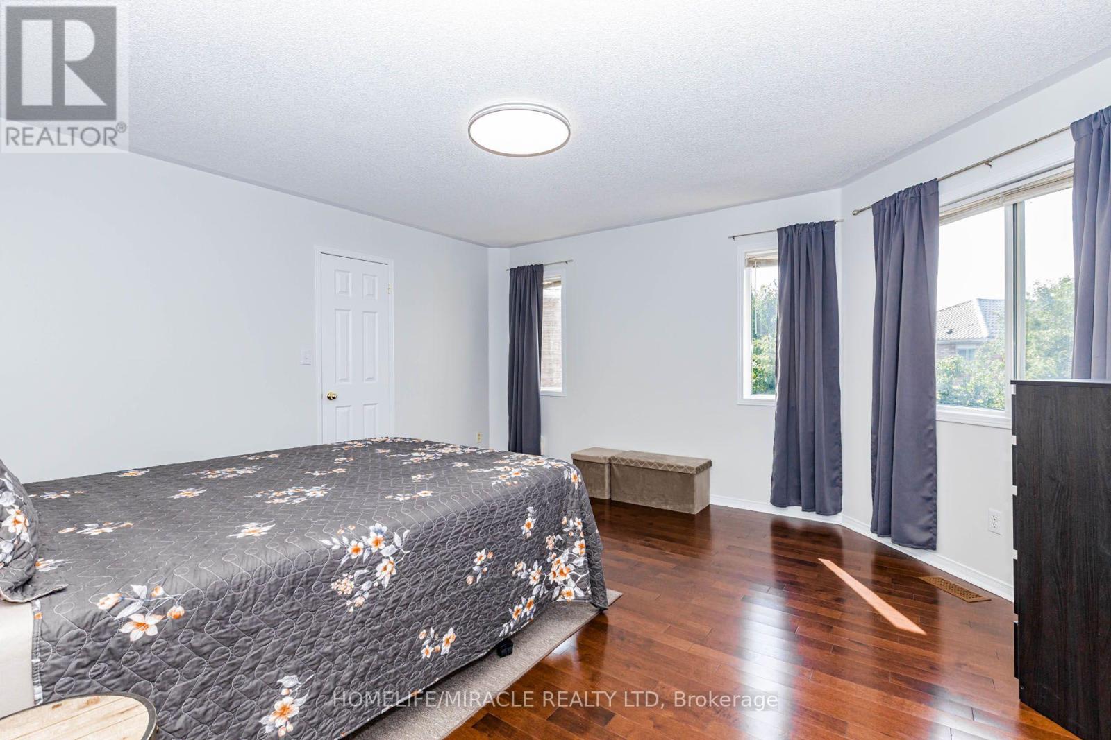 955 Bristol Road W Property Photo 28
