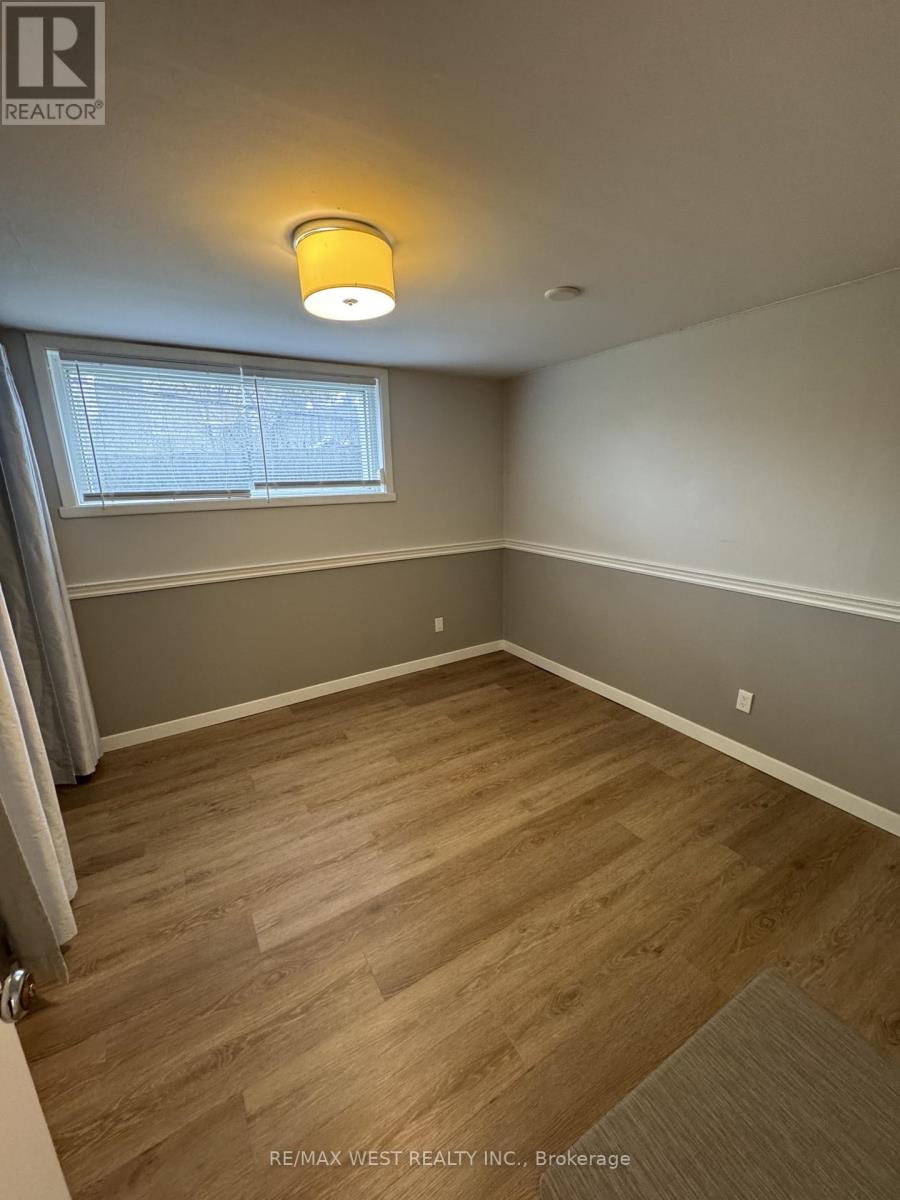 B2 - 35 Lilywood Road Property Photo 8
