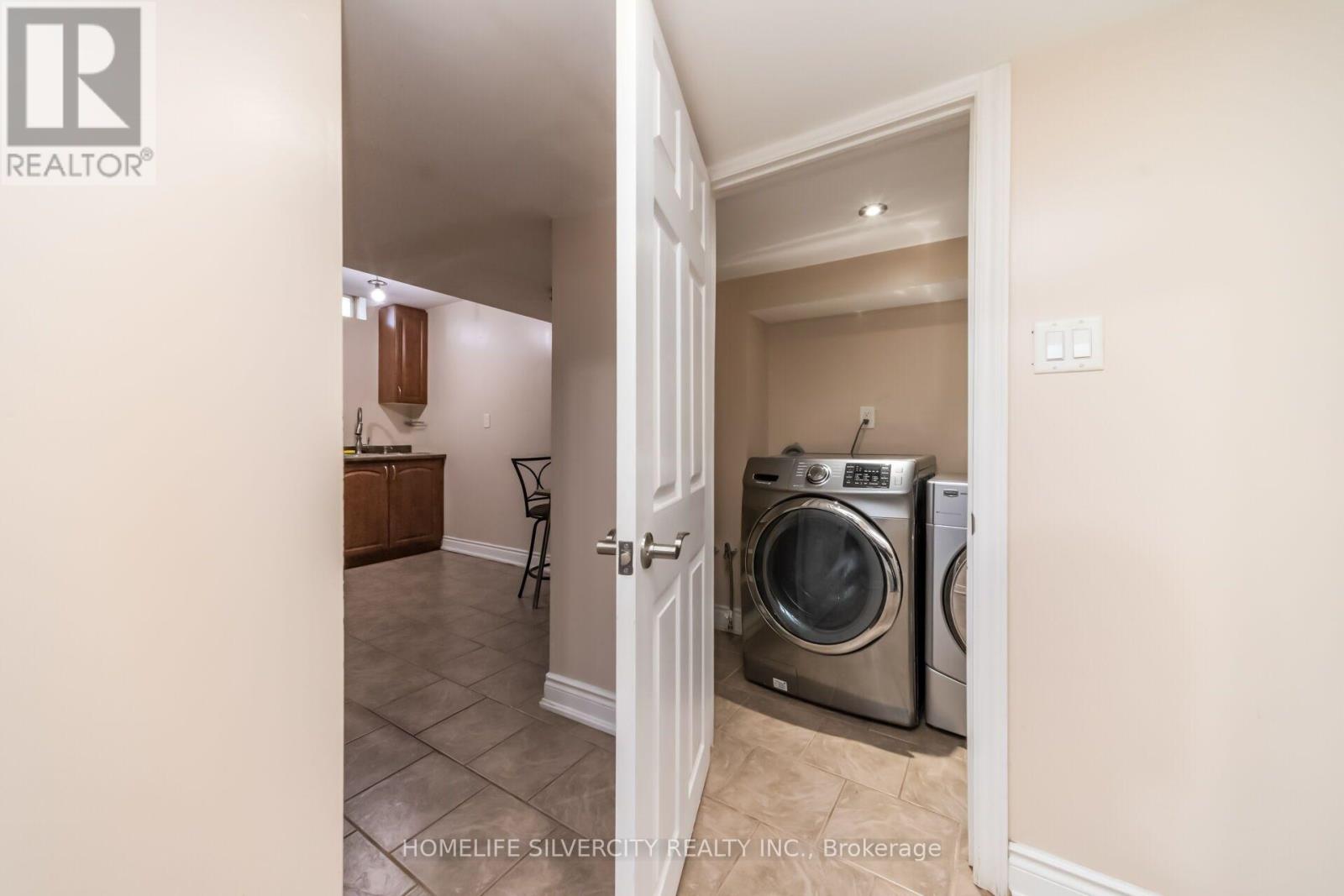 30 Fairhill Avenue Property Photo 44