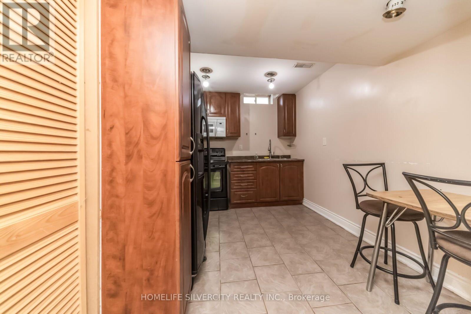 30 Fairhill Avenue Property Photo 46