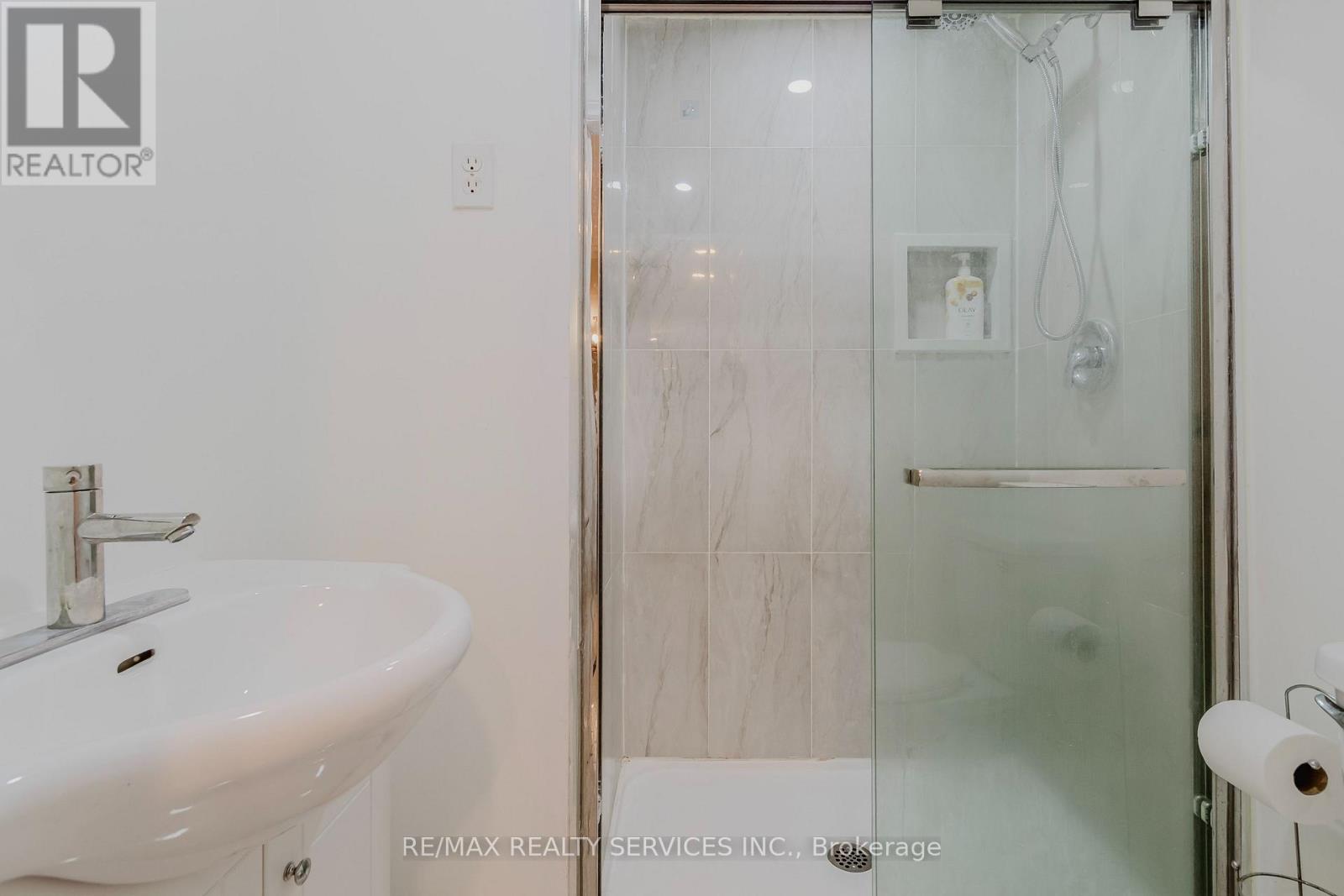 75 Royal Salisbury Way Property Photo 15