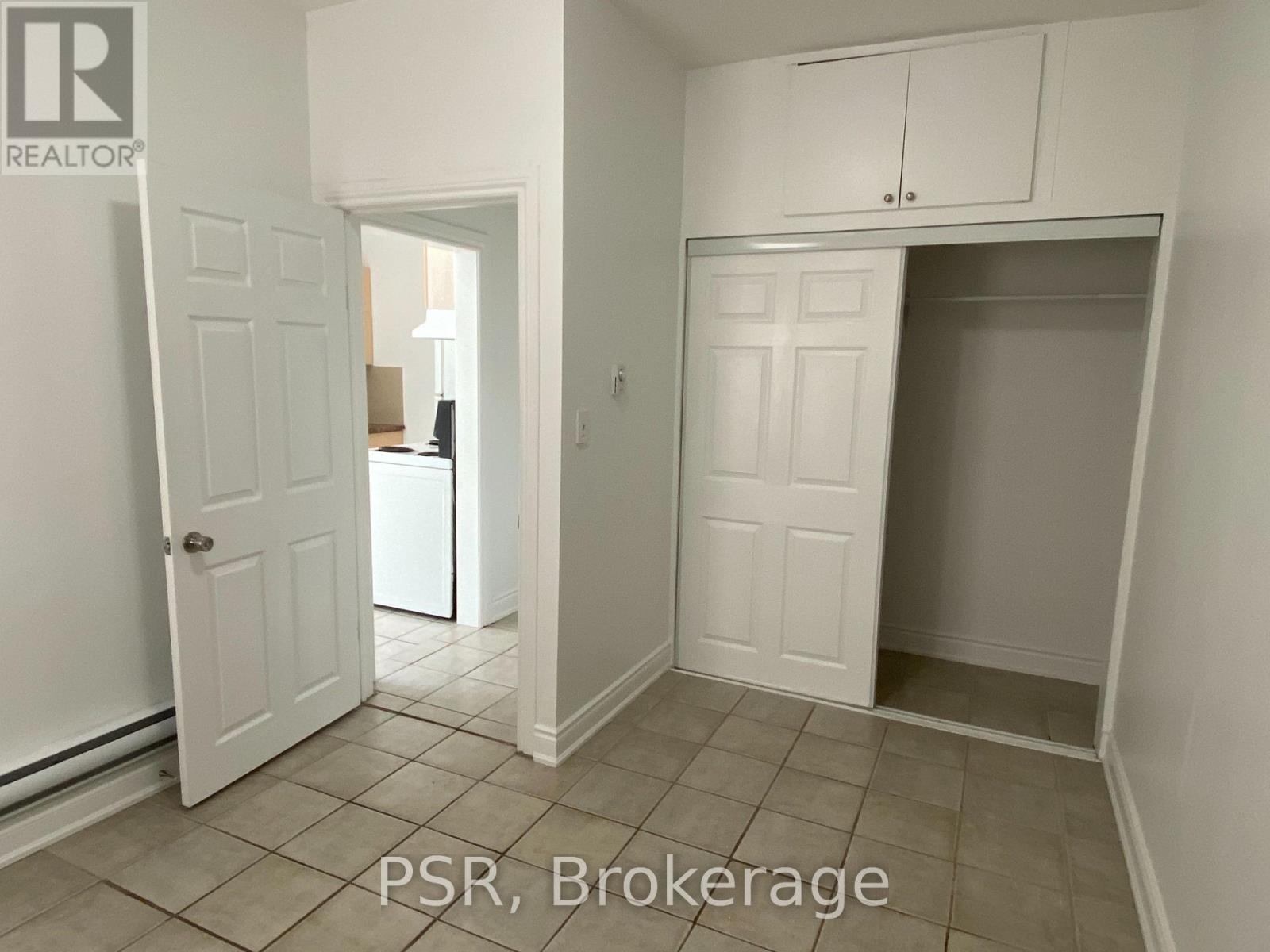 2 - 3110 Lake Shore Boulevard W Property Photo 9