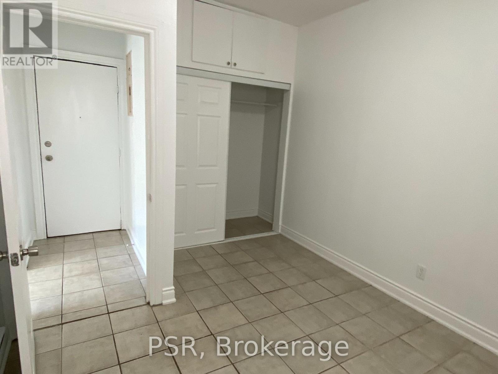 2 - 3110 Lake Shore Boulevard W Property Photo 10