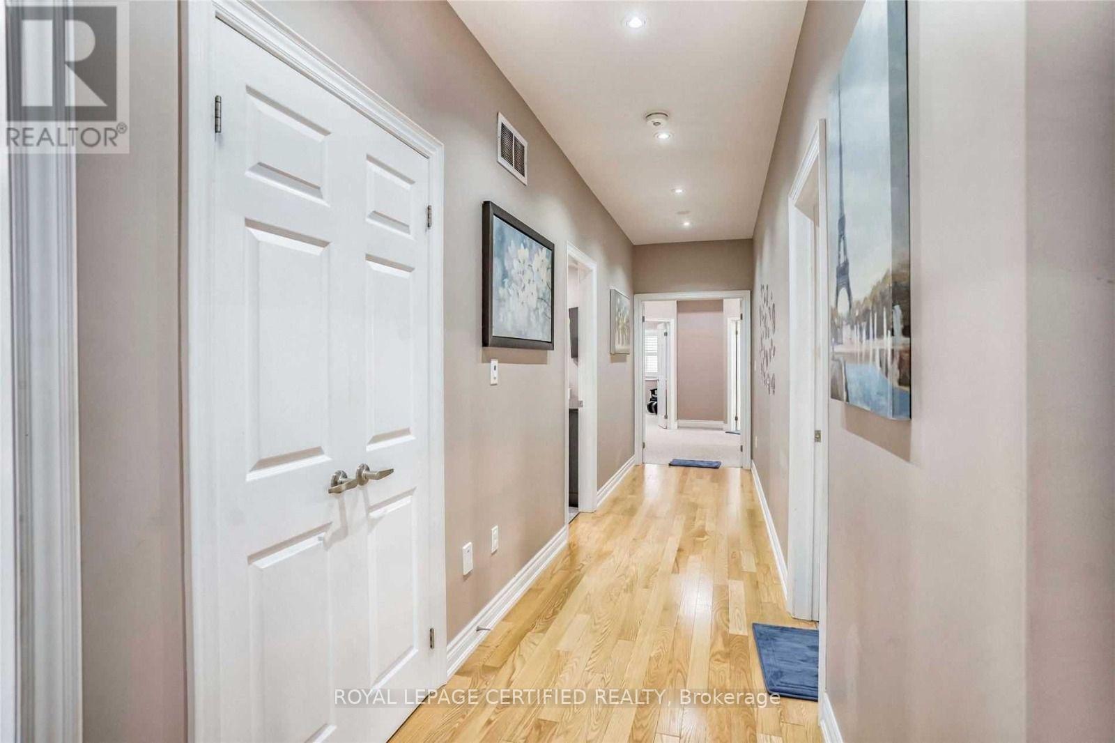 3274 Erin Centre Boulevard Property Photo 24