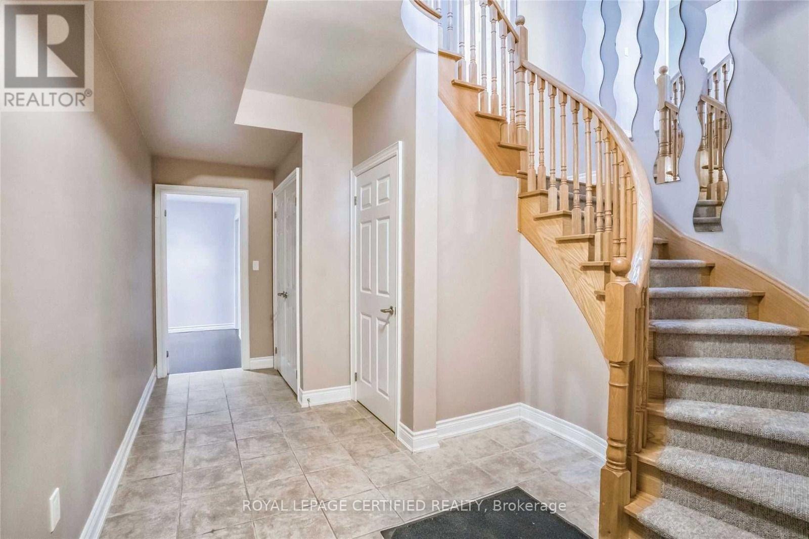 3274 Erin Centre Boulevard Property Photo 25