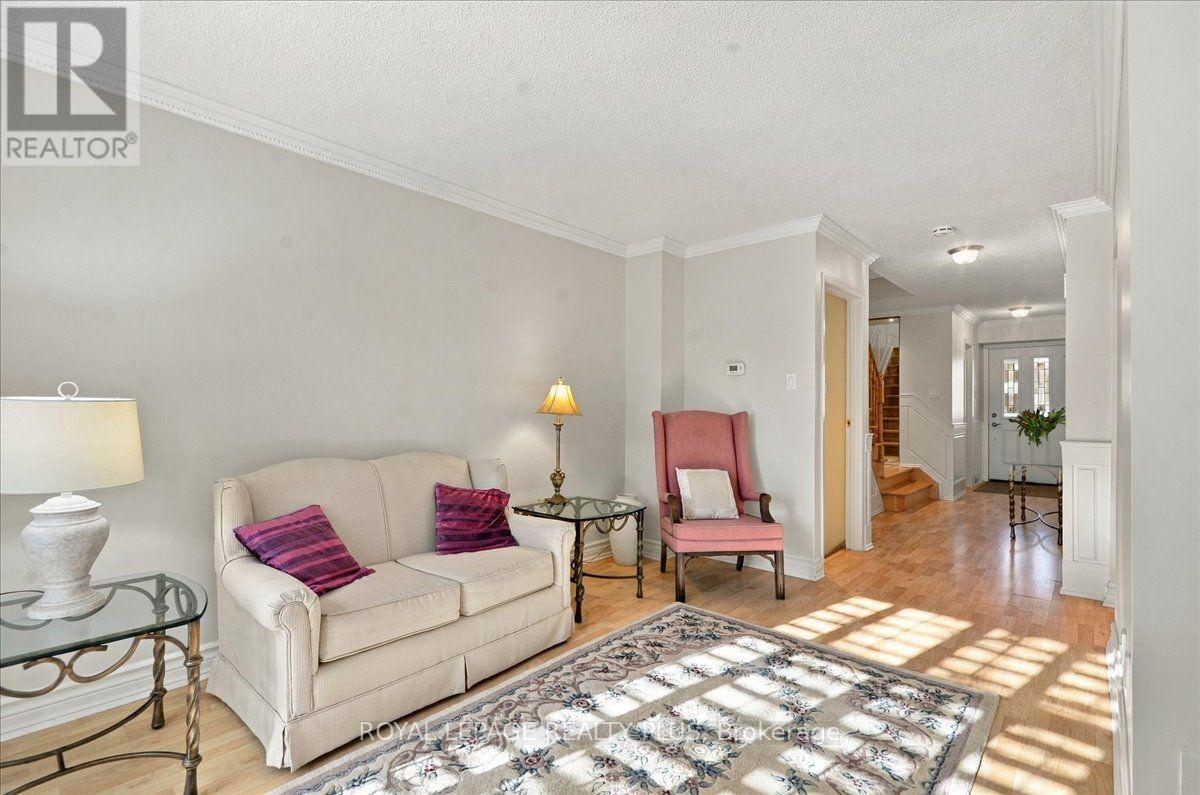 4 - 1951 Rathburn Road E Property Photo 7