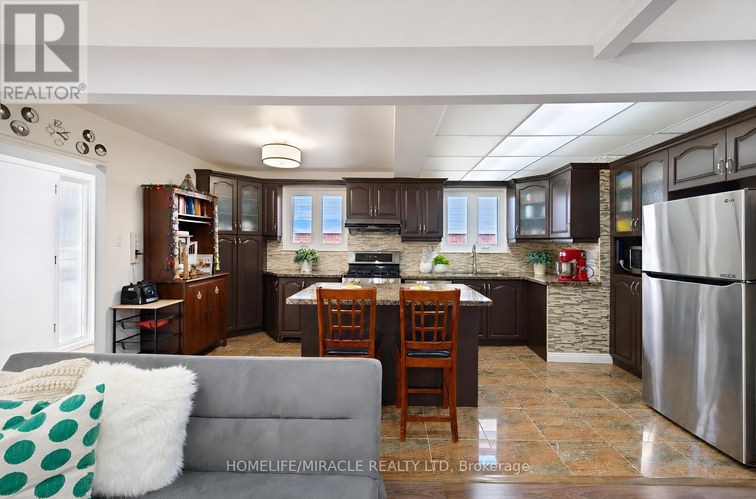 14 Tinton Crescent Property Photo 13