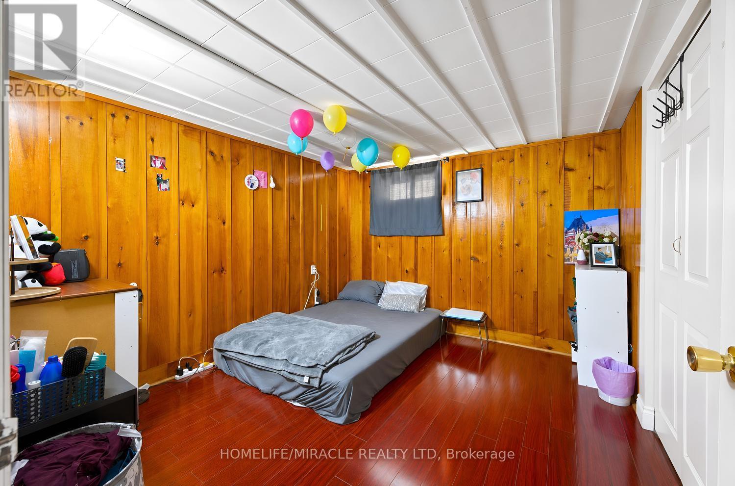 14 Tinton Crescent Property Photo 39