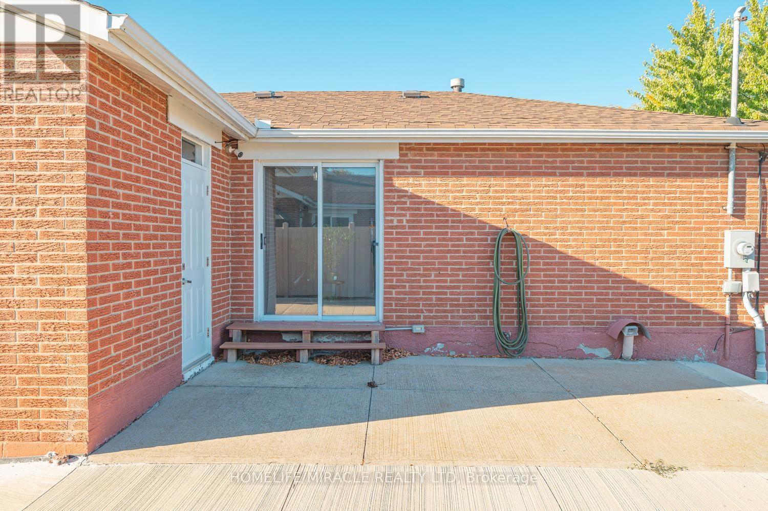 14 Tinton Crescent Property Photo 44