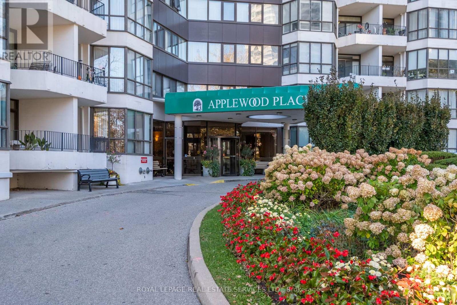 416 - 1333 Bloor Street Property Photo 2