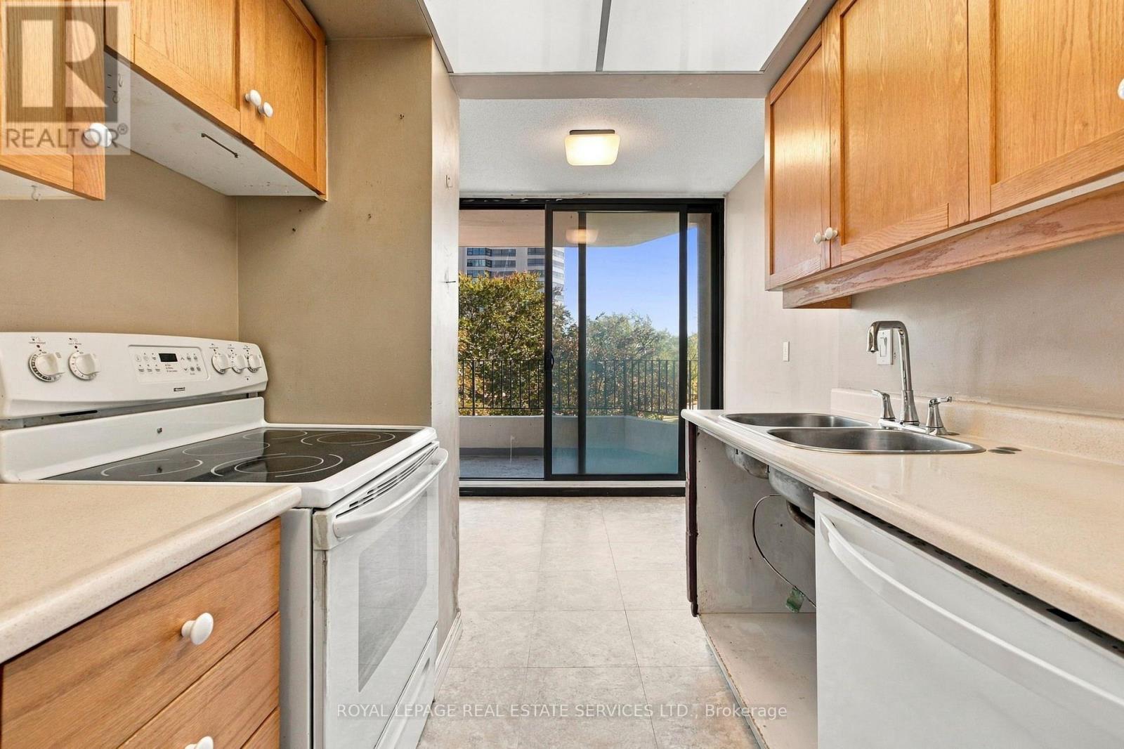 416 - 1333 Bloor Street Property Photo 5