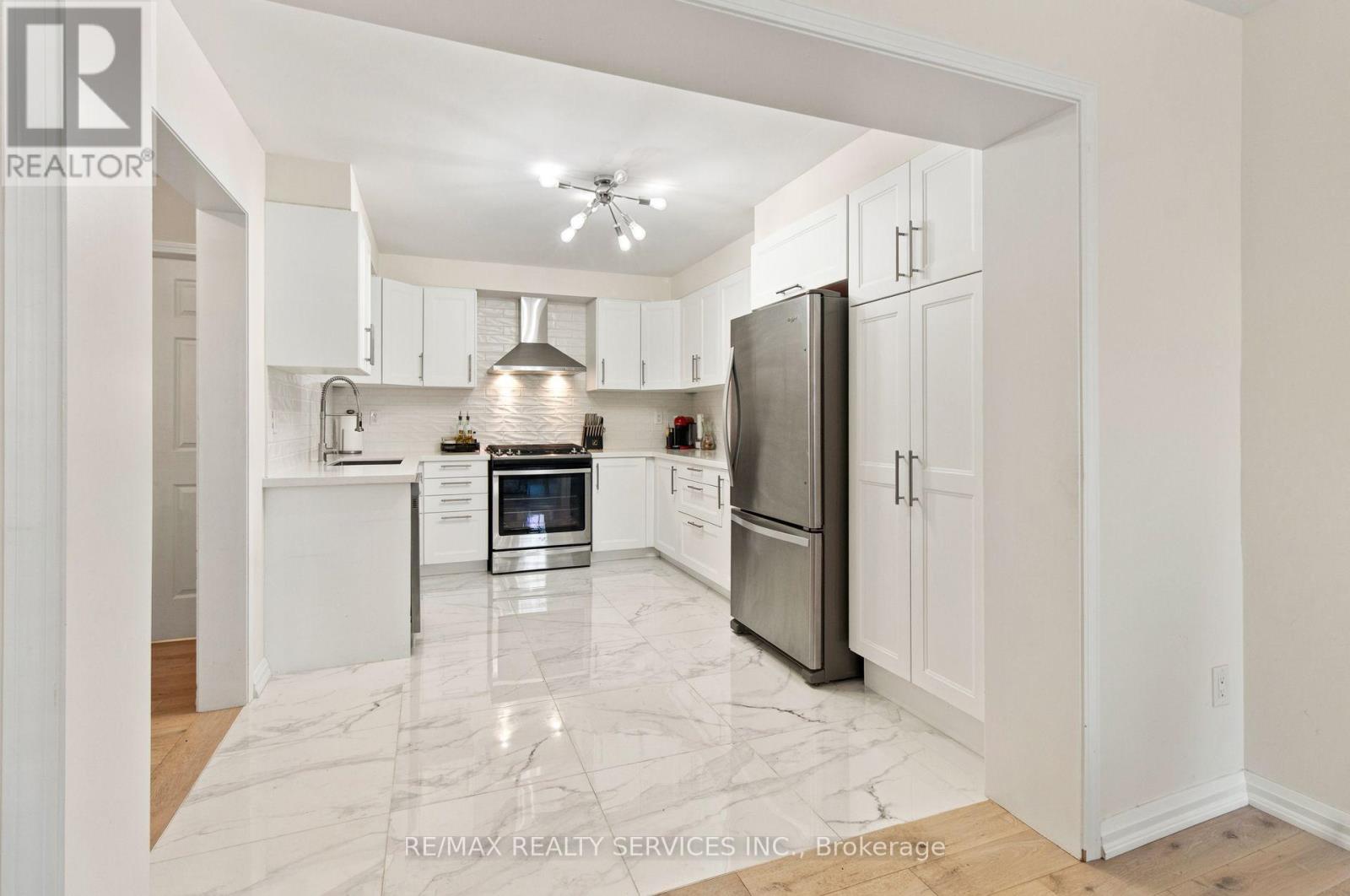 624 Frank Place Property Photo 22