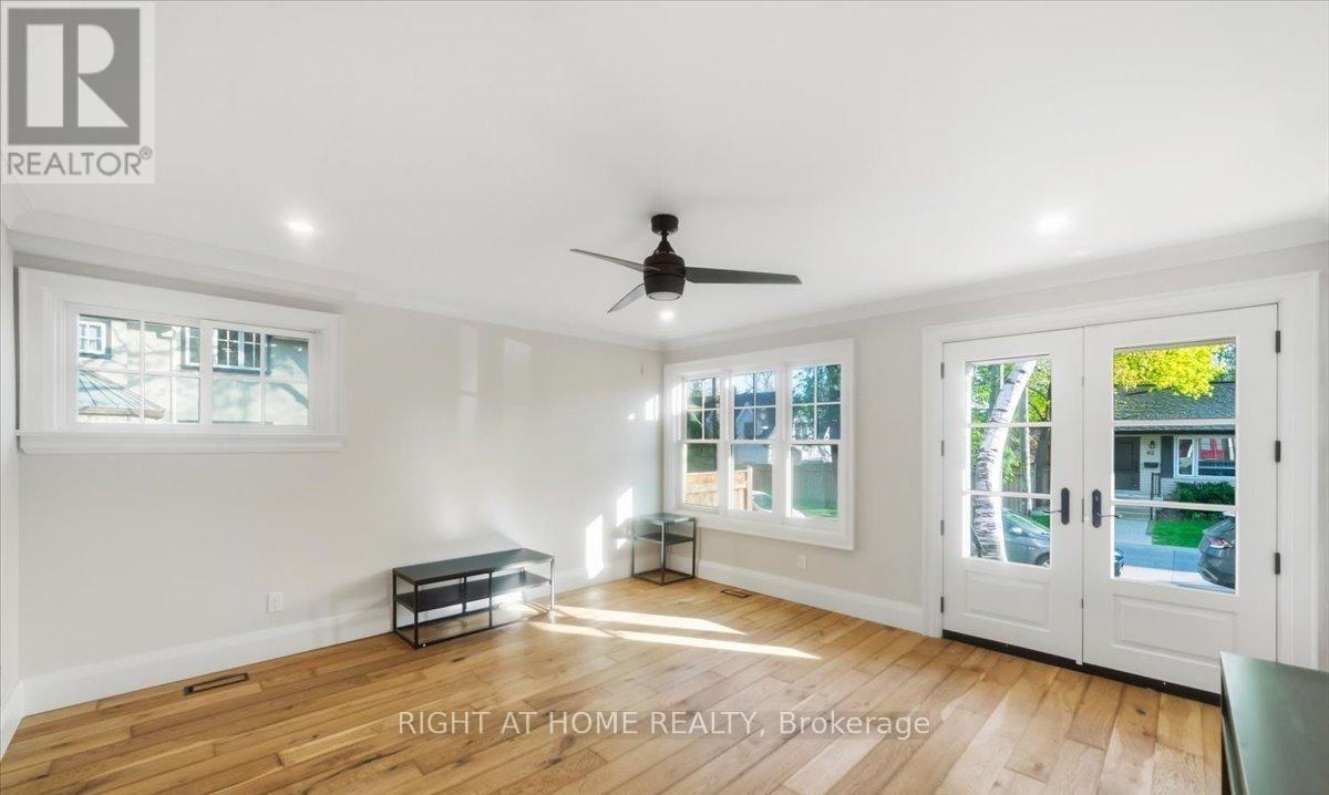79 Wilson Street E Property Photo 2