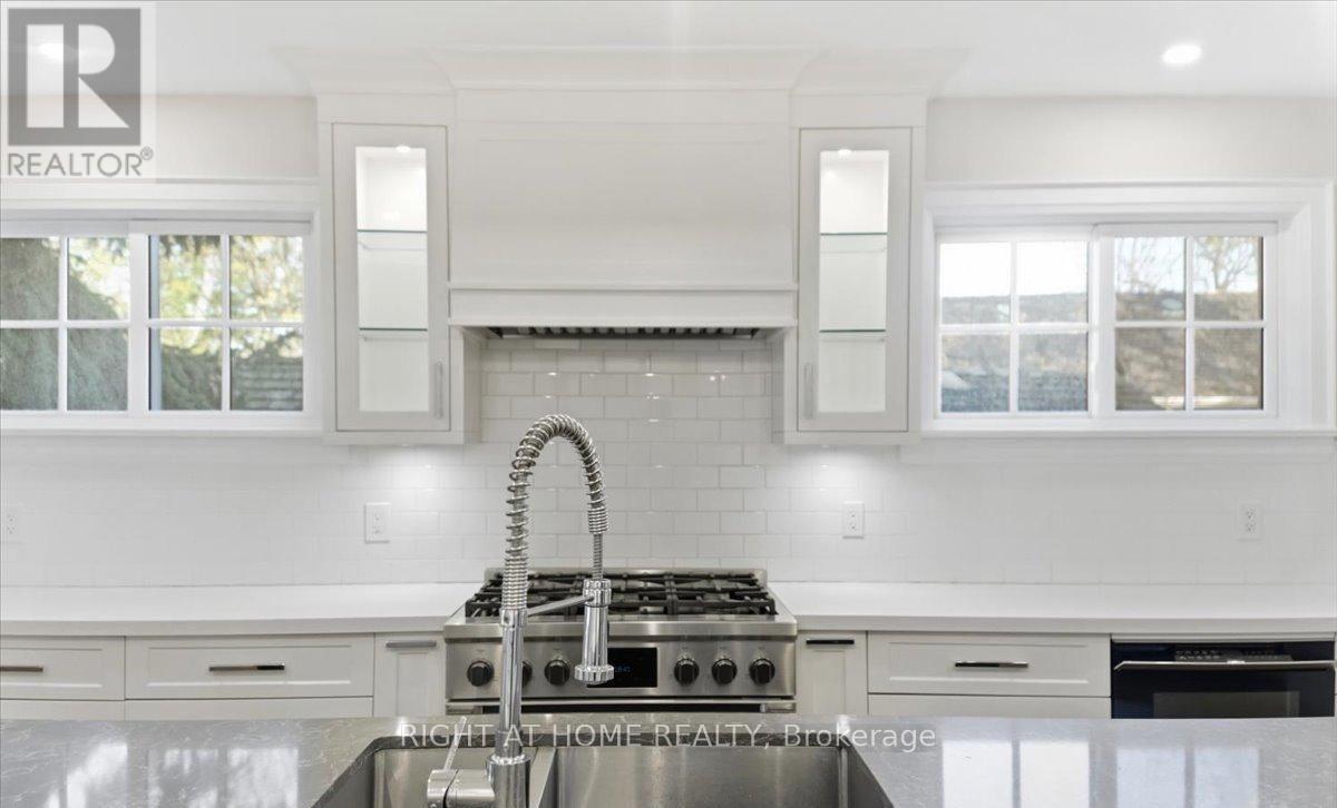79 Wilson Street E Property Photo 13