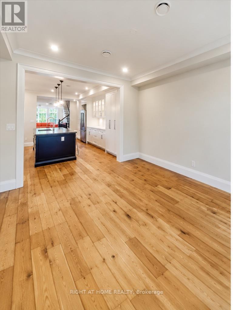 79 Wilson Street E Property Photo 14