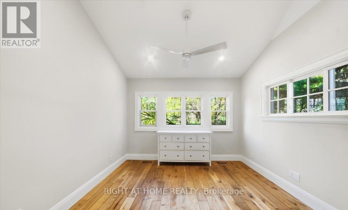 79 Wilson Street E Property Photo 18